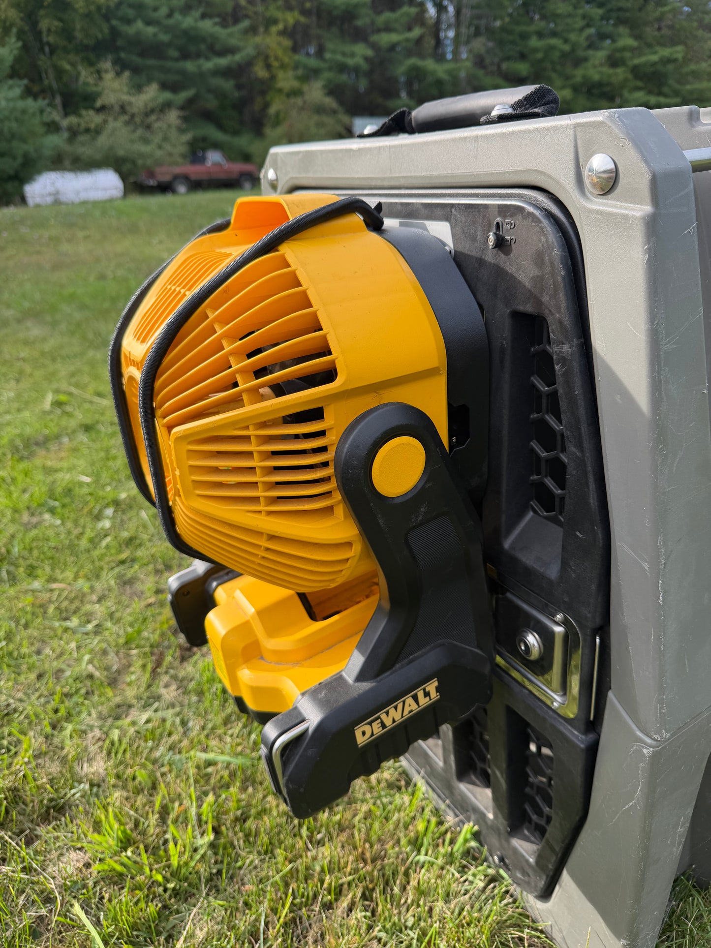 Kennel Fan Mount Bracket